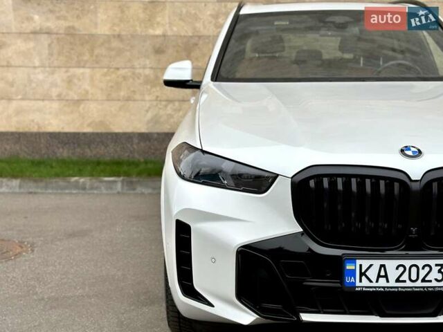 Белый БМВ Х5, объемом двигателя 2.99 л и пробегом 60 тыс. км за 96800 $, фото 38 на Automoto.ua
