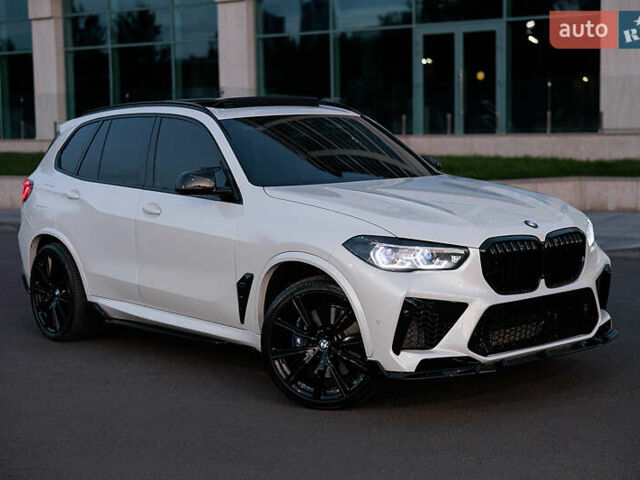 Білий БМВ Х5, об'ємом двигуна 4.4 л та пробігом 26 тис. км за 84000 $, фото 4 на Automoto.ua