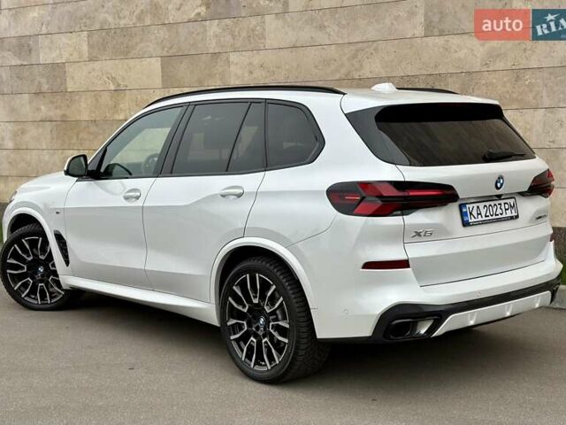 Белый БМВ Х5, объемом двигателя 2.99 л и пробегом 60 тыс. км за 96800 $, фото 21 на Automoto.ua