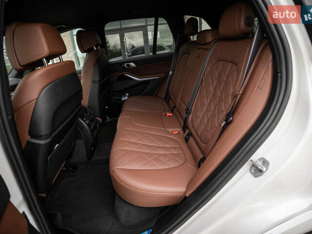 БМВ Х5 2023 в Тернополе на Automoto.ua Белый БМВ Х5, объемом двигателя 2.99 л и пробегом 66 тыс. км за 95000 $, фото 16 на Automoto.ua