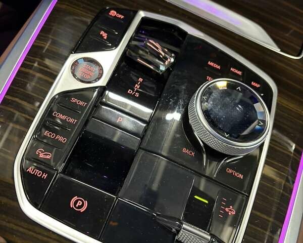 Білий БМВ Х5, об'ємом двигуна 2.99 л та пробігом 67 тис. км за 99200 $, фото 6 на Automoto.ua