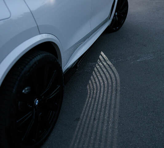 Білий БМВ Х5, об'ємом двигуна 4.4 л та пробігом 26 тис. км за 84000 $, фото 16 на Automoto.ua