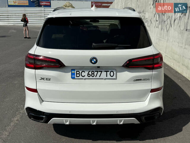 Белый БМВ Х5, объемом двигателя 3 л и пробегом 60 тыс. км за 78000 $, фото 27 на Automoto.ua