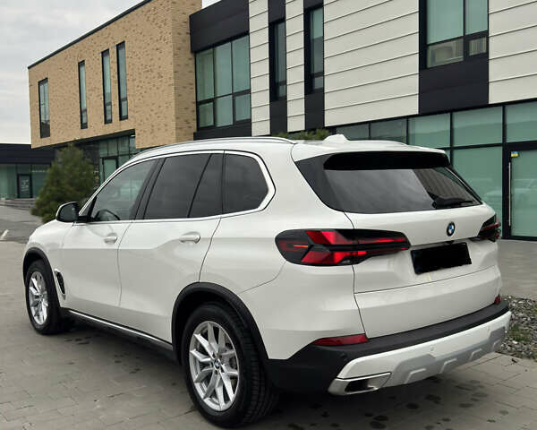Белый БМВ Х5, объемом двигателя 2.99 л и пробегом 39 тыс. км за 94000 $, фото 6 на Automoto.ua