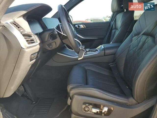 Белый БМВ Х5, объемом двигателя 3 л и пробегом 67 тыс. км за 25000 $, фото 6 на Automoto.ua