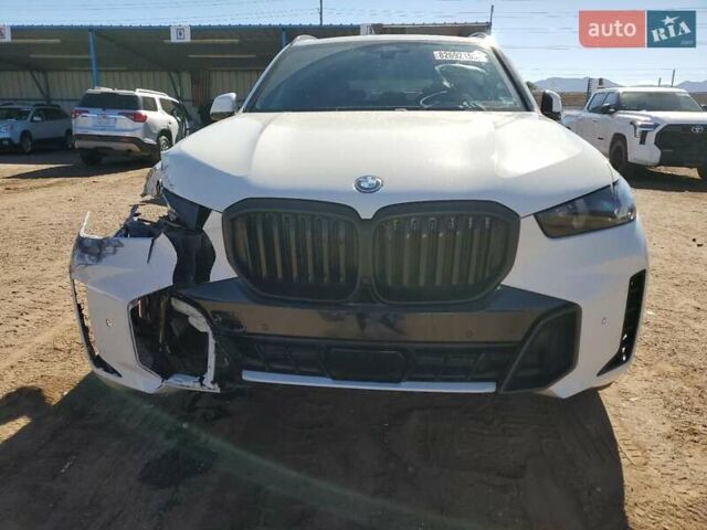 Белый БМВ Х5, объемом двигателя 3 л и пробегом 46 тыс. км за 71000 $, фото 4 на Automoto.ua