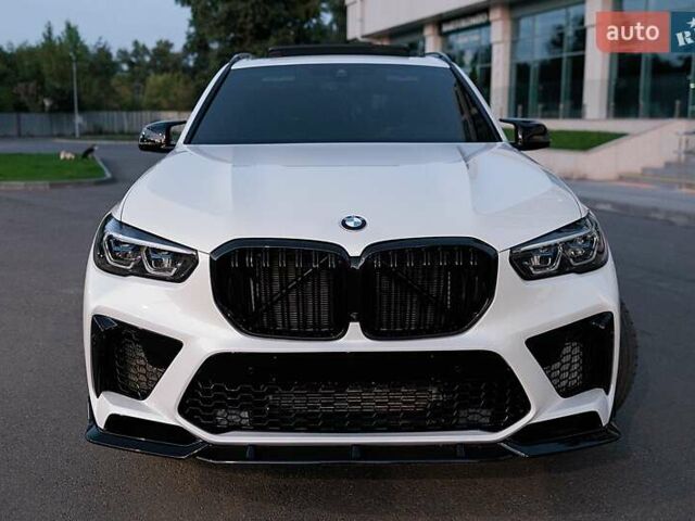 Білий БМВ Х5, об'ємом двигуна 4.4 л та пробігом 26 тис. км за 84000 $, фото 5 на Automoto.ua
