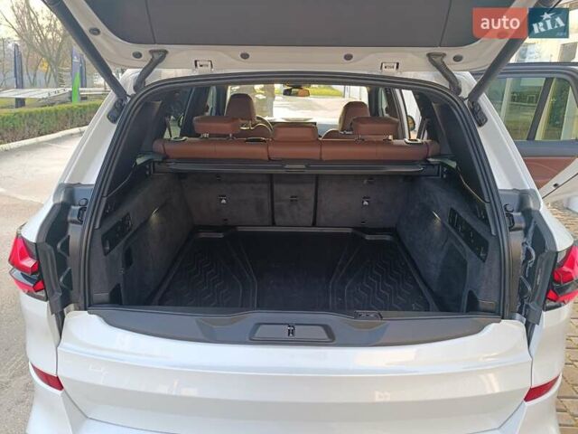 Белый БМВ Х5, объемом двигателя 2.99 л и пробегом 61 тыс. км за 96000 $, фото 27 на Automoto.ua