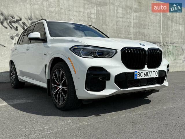 Белый БМВ Х5, объемом двигателя 3 л и пробегом 60 тыс. км за 78000 $, фото 7 на Automoto.ua