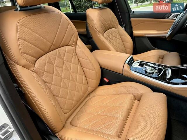 Белый БМВ Х5, объемом двигателя 2.99 л и пробегом 59 тыс. км за 94800 $, фото 93 на Automoto.ua