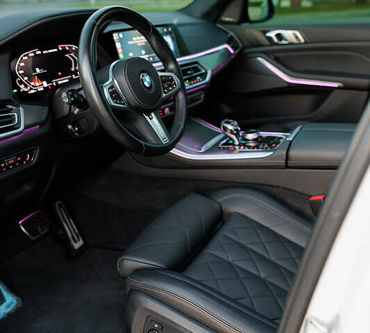 Білий БМВ Х5, об'ємом двигуна 4.4 л та пробігом 26 тис. км за 84000 $, фото 19 на Automoto.ua