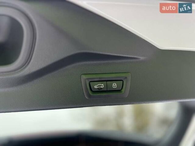 Белый БМВ Х5, объемом двигателя 3 л и пробегом 52 тыс. км за 79999 $, фото 25 на Automoto.ua