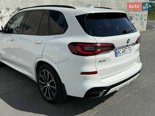 Белый БМВ Х5, объемом двигателя 3 л и пробегом 60 тыс. км за 78000 $, фото 15 на Automoto.ua