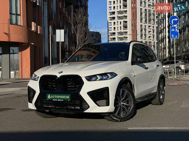 Белый БМВ Х5, объемом двигателя 3 л и пробегом 31 тыс. км за 88900 $, фото 2 на Automoto.ua