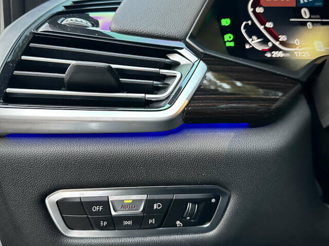 Белый БМВ Х5, объемом двигателя 3 л и пробегом 62 тыс. км за 67990 $, фото 10 на Automoto.ua