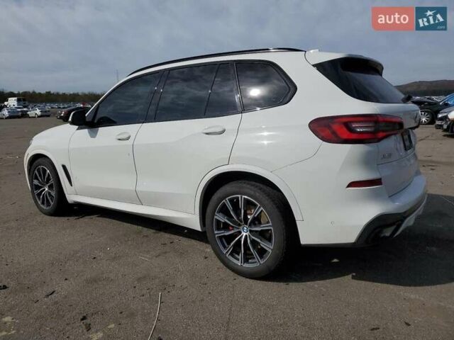 Белый БМВ Х5, объемом двигателя 3 л и пробегом 55 тыс. км за 30000 $, фото 3 на Automoto.ua