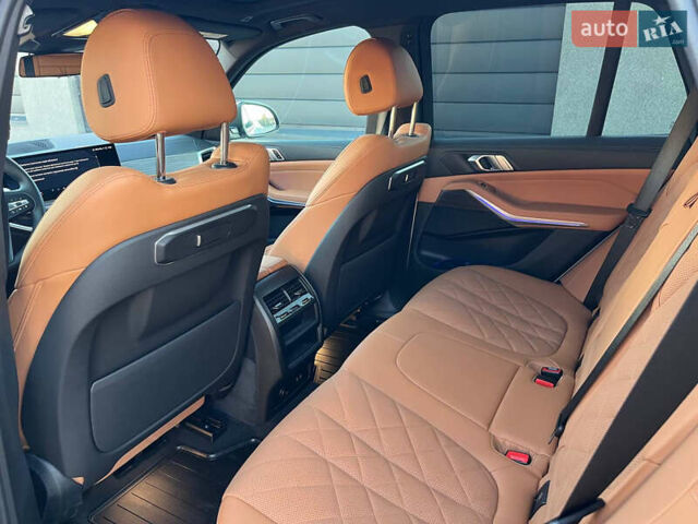 Белый БМВ Х5, объемом двигателя 3 л и пробегом 12 тыс. км за 82300 $, фото 14 на Automoto.ua