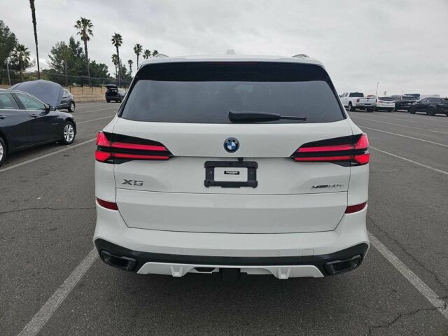 Белый БМВ Х5, объемом двигателя 0 л и пробегом 5 тыс. км за 73500 $, фото 2 на Automoto.ua