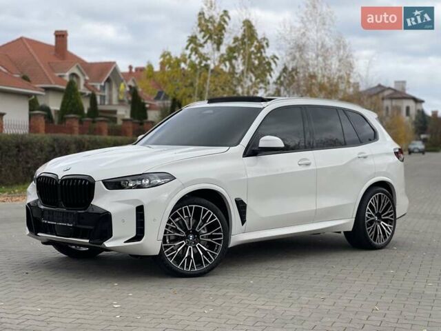 Білий БМВ Х5, об'ємом двигуна 3 л та пробігом 10 тис. км за 81900 $, фото 1 на Automoto.ua