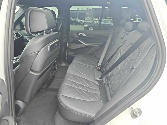 Белый БМВ Х5, объемом двигателя 0 л и пробегом 5 тыс. км за 73500 $, фото 5 на Automoto.ua