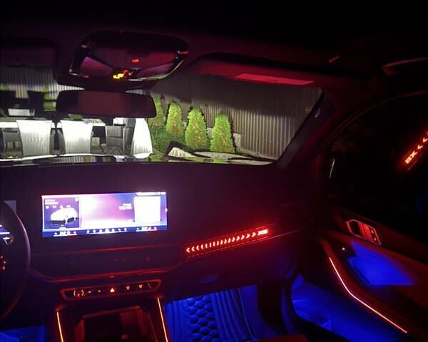 Белый БМВ Х5, объемом двигателя 3 л и пробегом 19 тыс. км за 89000 $, фото 22 на Automoto.ua