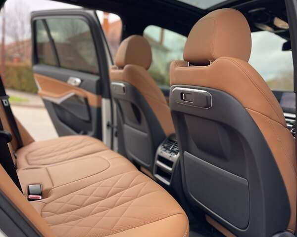 Білий БМВ Х5, об'ємом двигуна 3 л та пробігом 10 тис. км за 81900 $, фото 24 на Automoto.ua