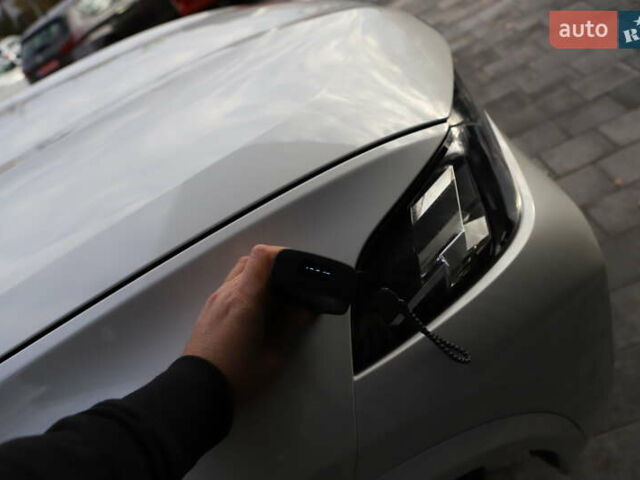 Білий БМВ Х5, об'ємом двигуна 3 л та пробігом 4 тис. км за 73899 $, фото 85 на Automoto.ua