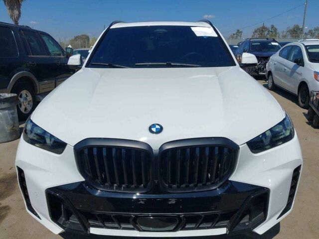 Білий БМВ Х5, об'ємом двигуна 3 л та пробігом 11 тис. км за 65000 $, фото 1 на Automoto.ua