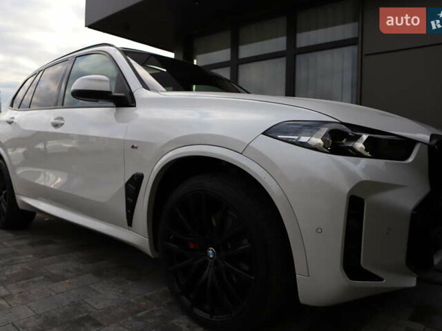 Білий БМВ Х5, об'ємом двигуна 3 л та пробігом 4 тис. км за 73899 $, фото 55 на Automoto.ua