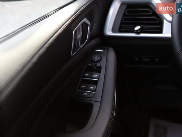 Білий БМВ Х5, об'ємом двигуна 3 л та пробігом 4 тис. км за 73899 $, фото 112 на Automoto.ua