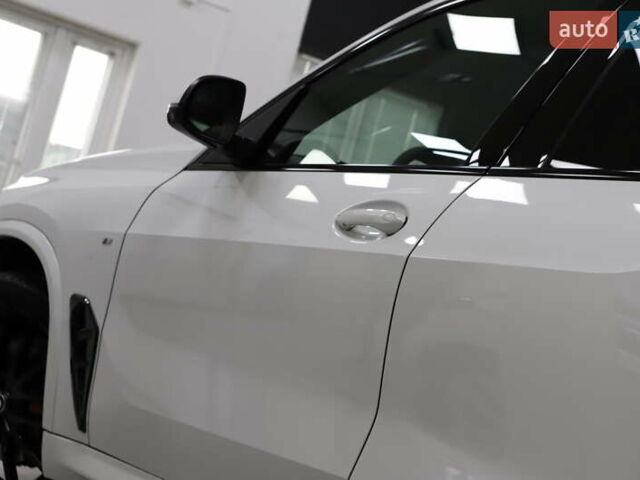 Белый БМВ Х5, объемом двигателя 3 л и пробегом 4 тыс. км за 78999 $, фото 71 на Automoto.ua