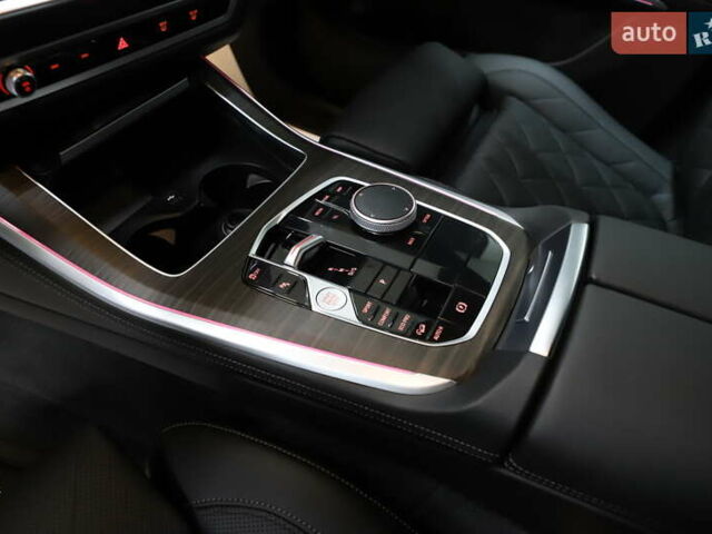 Белый БМВ Х5, объемом двигателя 3 л и пробегом 4 тыс. км за 78999 $, фото 103 на Automoto.ua