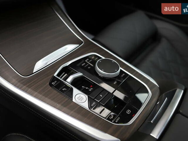 Білий БМВ Х5, об'ємом двигуна 3 л та пробігом 4 тис. км за 73899 $, фото 117 на Automoto.ua