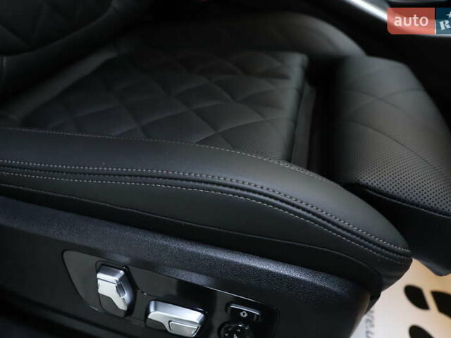 Белый БМВ Х5, объемом двигателя 3 л и пробегом 4 тыс. км за 78999 $, фото 95 на Automoto.ua