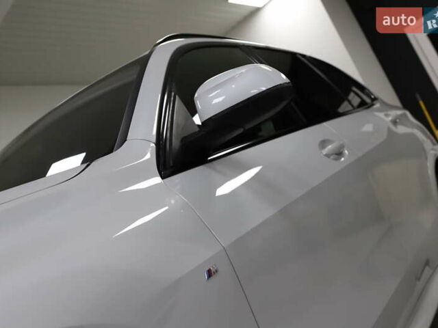 Белый БМВ Х5, объемом двигателя 3 л и пробегом 4 тыс. км за 78999 $, фото 45 на Automoto.ua