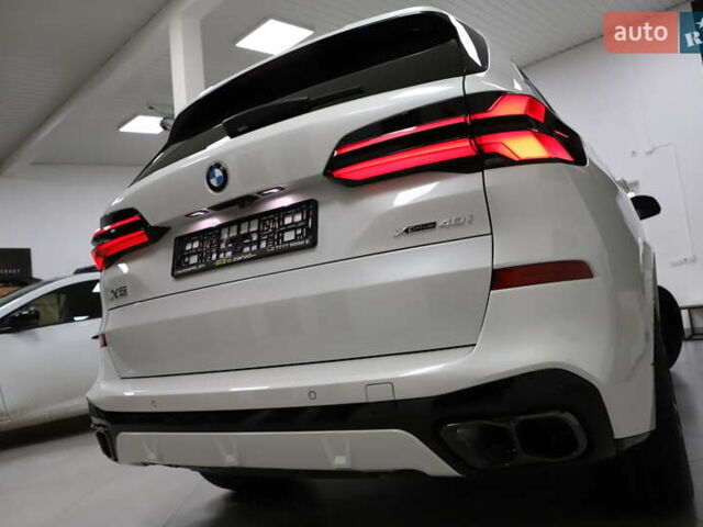 Белый БМВ Х5, объемом двигателя 3 л и пробегом 4 тыс. км за 78999 $, фото 12 на Automoto.ua