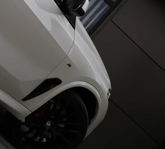 Білий БМВ Х5, об'ємом двигуна 3 л та пробігом 4 тис. км за 73899 $, фото 61 на Automoto.ua