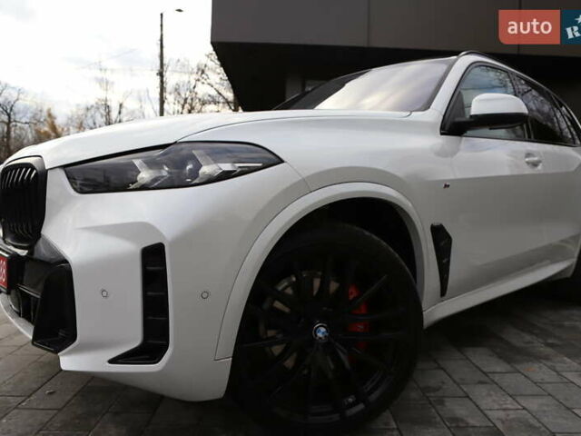 Білий БМВ Х5, об'ємом двигуна 3 л та пробігом 4 тис. км за 73899 $, фото 19 на Automoto.ua
