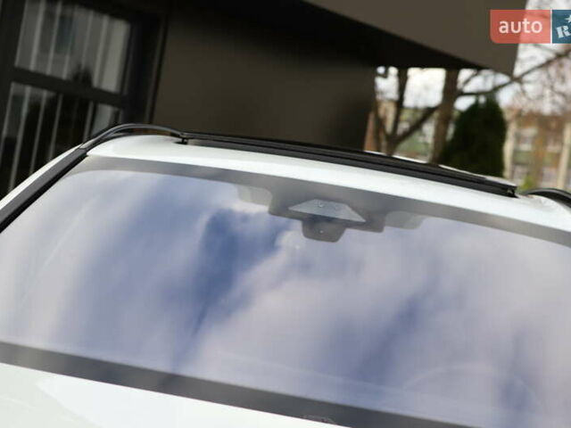 Білий БМВ Х5, об'ємом двигуна 3 л та пробігом 4 тис. км за 73899 $, фото 34 на Automoto.ua