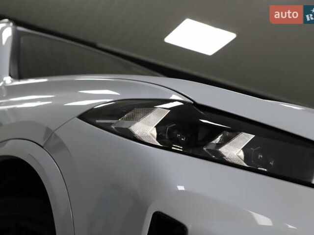 Белый БМВ Х5, объемом двигателя 3 л и пробегом 4 тыс. км за 78999 $, фото 33 на Automoto.ua