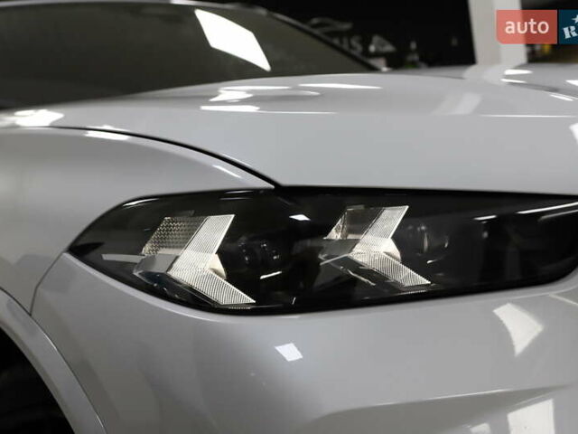 Белый БМВ Х5, объемом двигателя 3 л и пробегом 4 тыс. км за 78999 $, фото 23 на Automoto.ua