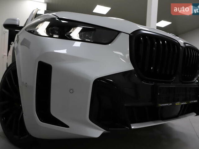 Белый БМВ Х5, объемом двигателя 3 л и пробегом 4 тыс. км за 78999 $, фото 18 на Automoto.ua