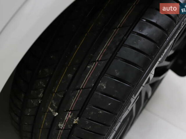 Белый БМВ Х5, объемом двигателя 3 л и пробегом 4 тыс. км за 78999 $, фото 28 на Automoto.ua