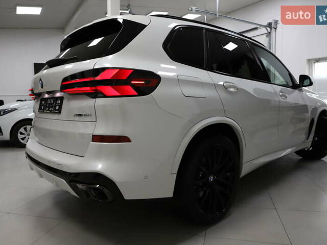 Белый БМВ Х5, объемом двигателя 3 л и пробегом 4 тыс. км за 78999 $, фото 3 на Automoto.ua