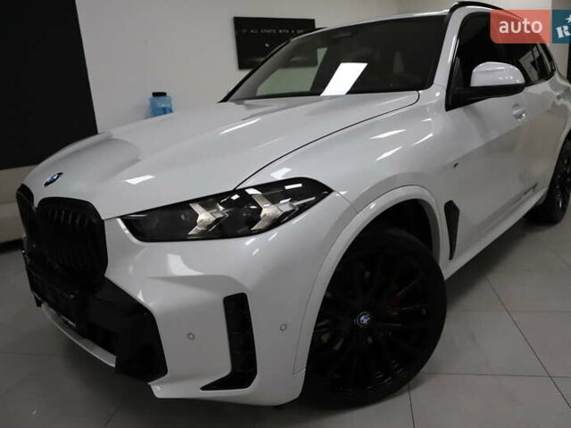 Белый БМВ Х5, объемом двигателя 3 л и пробегом 4 тыс. км за 78999 $, фото 51 на Automoto.ua