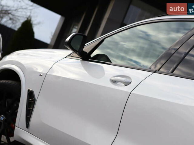 Білий БМВ Х5, об'ємом двигуна 3 л та пробігом 4 тис. км за 73899 $, фото 68 на Automoto.ua