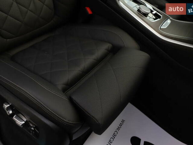 Білий БМВ Х5, об'ємом двигуна 3 л та пробігом 4 тис. км за 73899 $, фото 93 на Automoto.ua