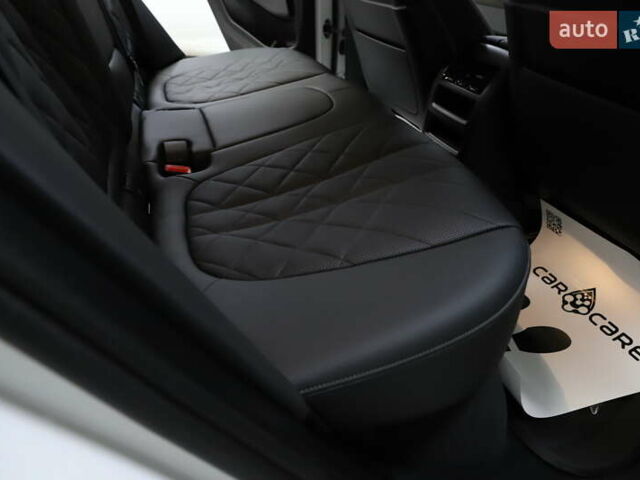 Белый БМВ Х5, объемом двигателя 3 л и пробегом 4 тыс. км за 78999 $, фото 123 на Automoto.ua