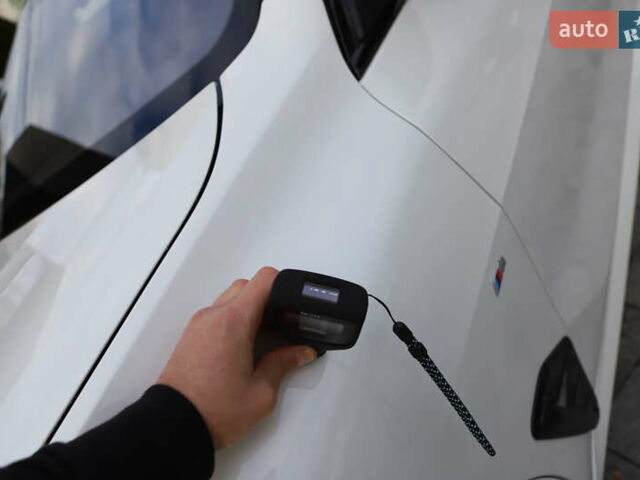 Білий БМВ Х5, об'ємом двигуна 3 л та пробігом 4 тис. км за 73899 $, фото 72 на Automoto.ua