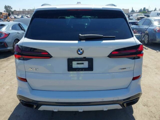 Білий БМВ Х5, об'ємом двигуна 3 л та пробігом 11 тис. км за 65000 $, фото 5 на Automoto.ua